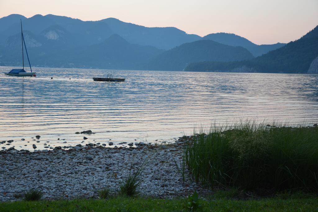 Appart Weisse Urlauben Am Wolfgangsee Sankt Gilgen Room photo